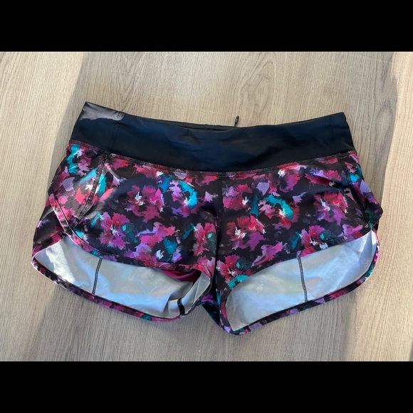 Lululemon speed up shorts - Picture 1 of 1